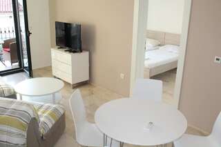 Апартаменты Family Apartments Budva Будва Апартаменты с 1 спальней-1